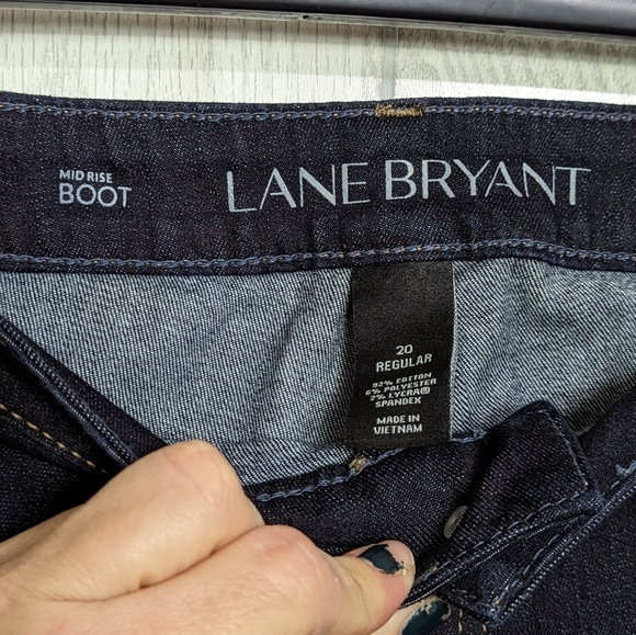 Lane Bryant Mid-Rise Boot Jeans Women's 20 Dark Wash - Picture 11 of 12